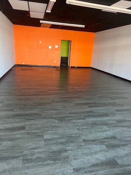 More Photos Of 7515 Geyer Springs Rd, Little Rock Unknown For Lease