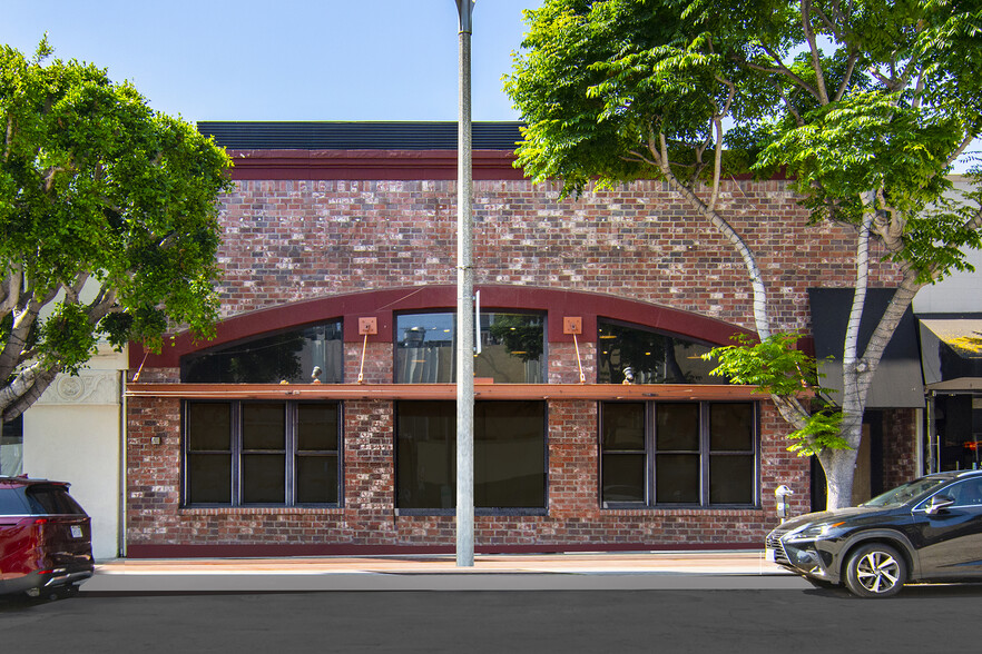 Primary Photo Of 939 Broxton Ave, Los Angeles Restaurant For Lease