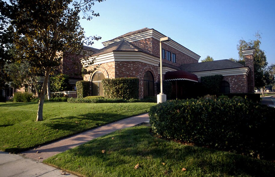 More Photos Of 10788 Civic Center Dr, Rancho Cucamonga Office For Lease