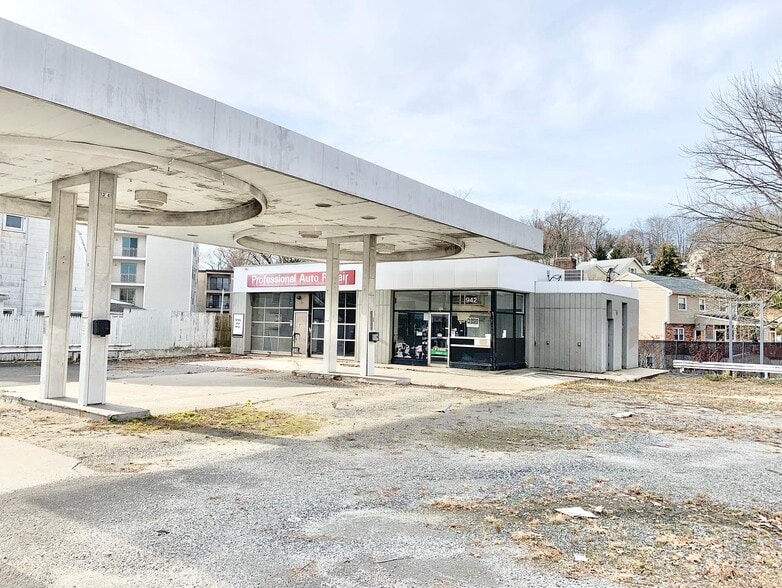 More Photos Of 936 Hope St, Stamford Service Station For Sale