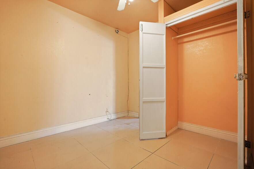 More Photos Of 1108 E 84th Pl, Los Angeles Religious Facility For Sale