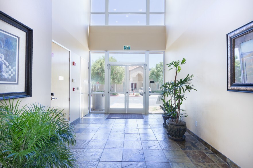 More Photos Of 25186 Hancock Ave, Murrieta Office For Lease