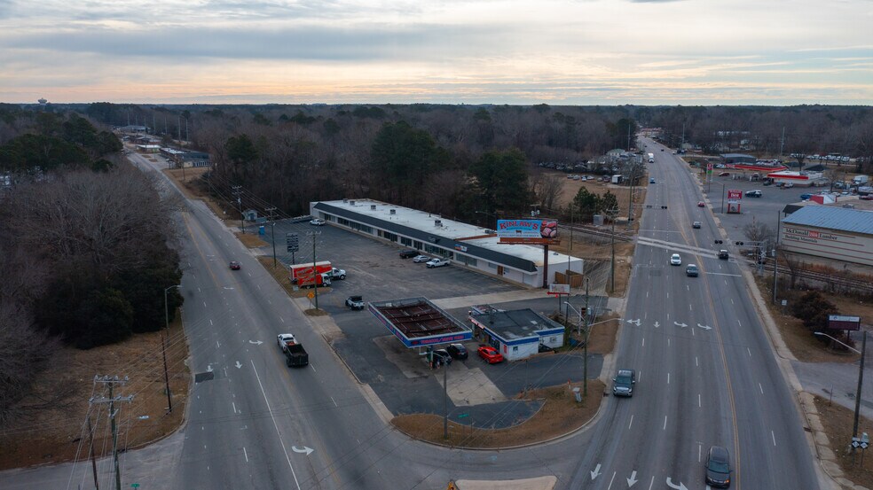 More Photos Of 1506-1524 Clinton Rd, Fayetteville Freestanding For Sale