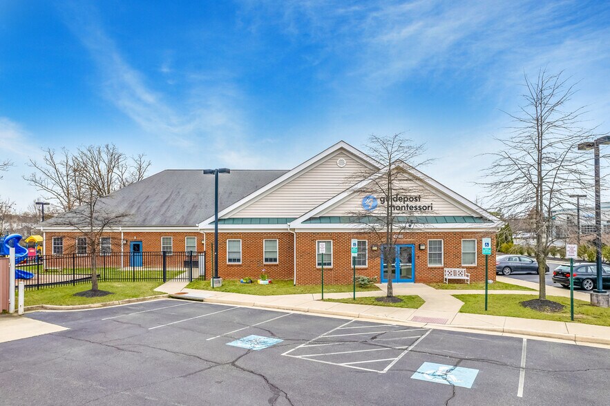 More Photos Of 43181 Amberwood Plz, Chantilly Schools For Sale