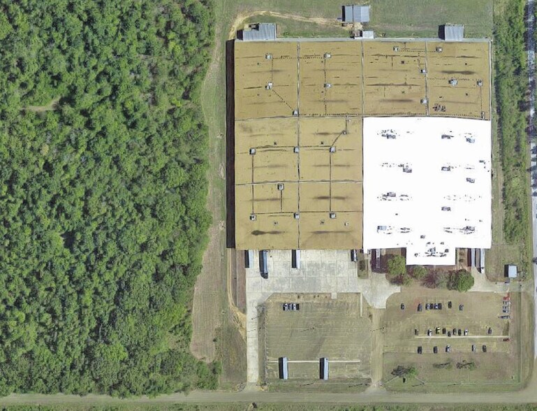 More Photos Of 1457 Industrial Park Rd, Sardis Distribution For Lease