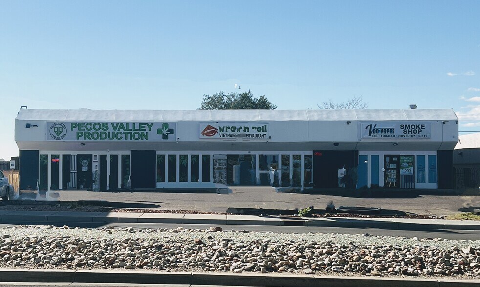 More Photos Of 121 Eubank Blvd NE, Albuquerque Storefront Retail Office For Sale