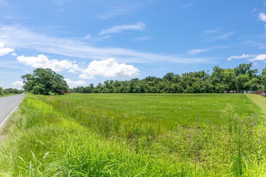 More Photos Of 1255 Beaulieu Ln, Port Allen Land For Sale