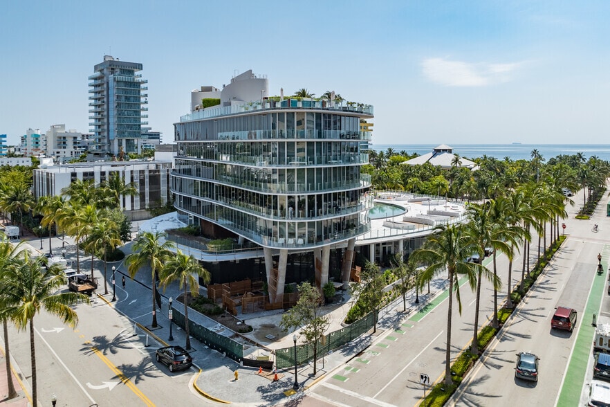 More Photos Of 1 Collins Ave, Miami Beach Apartments For Sale