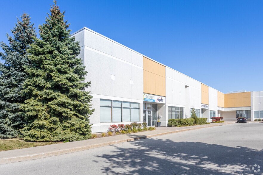 Primary Photo Of 3505 Laird Rd, Mississauga Warehouse For Lease