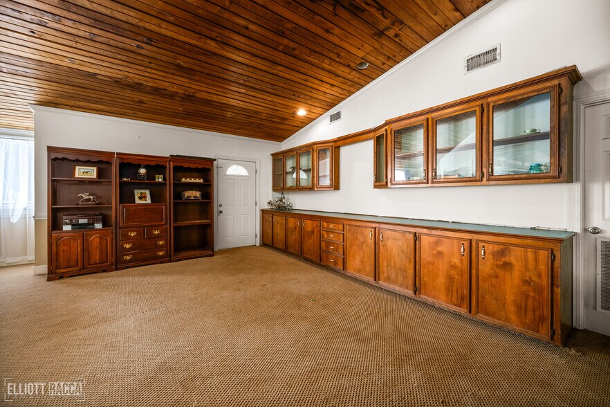 More Photos Of 1785 Old River Rd, Natchitoches Light Manufacturing For Sale