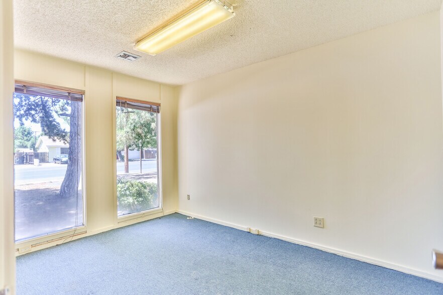 More Photos Of 2921 El Camino Ave, Sacramento Medical For Lease