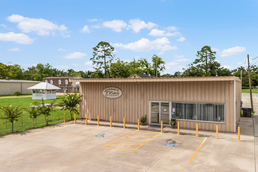 More Photos Of 697 W Cherry St, Jesup Restaurant For Sale