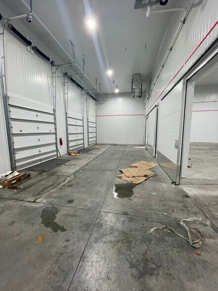 More Photos Of 2701 NW 107th Ave, Miami Refrigeration Cold Storage For Lease