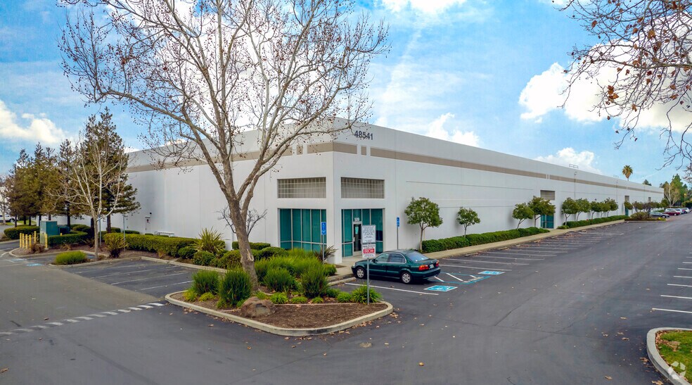 Primary Photo Of 48541 Warm Springs Blvd, Fremont Warehouse For Lease