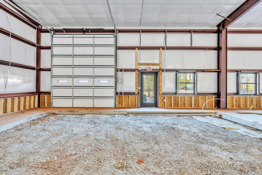 More Photos Of 3828 101 hwy, Greer Industrial For Lease