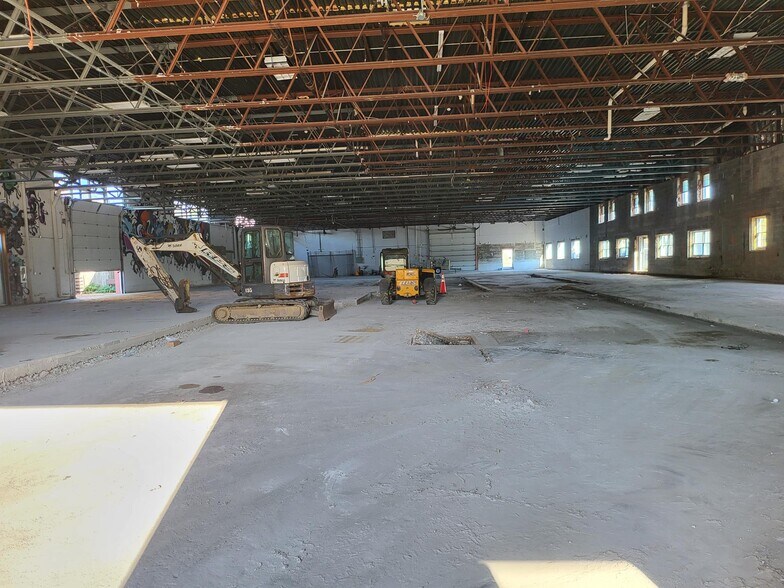 More Photos Of 67 Grant Ave, Harrison Warehouse For Sale
