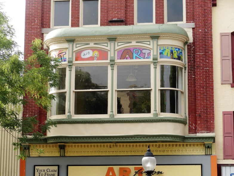 More Photos Of 254 E High St, Pottstown Storefront Retail Office For Sale