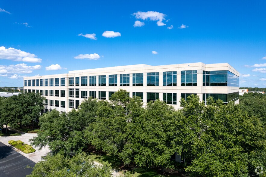 More Photos Of 8403 Southpark Cir, Orlando Office For Lease