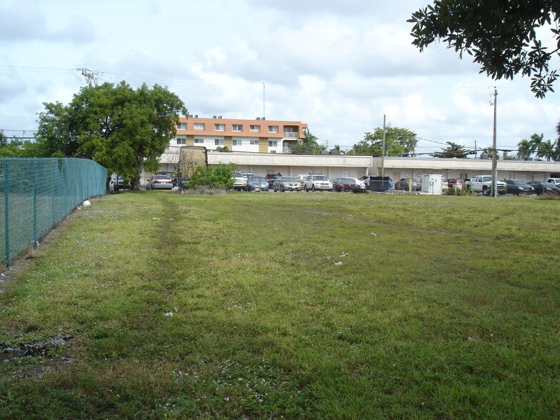 More Photos Of 1051 Sunset Strip, Sunrise Land For Sale