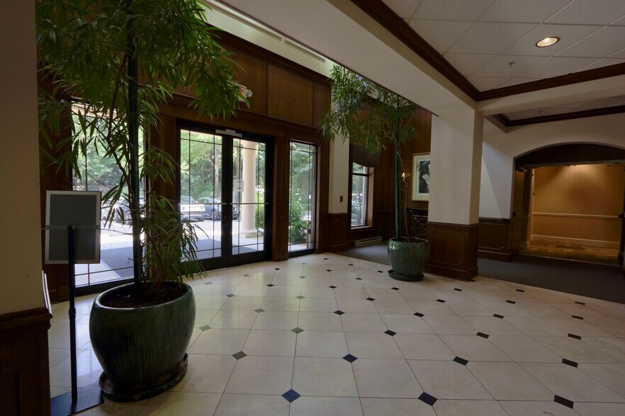 More Photos Of 5855 Sandy Springs Cir NE, Atlanta Office For Sale