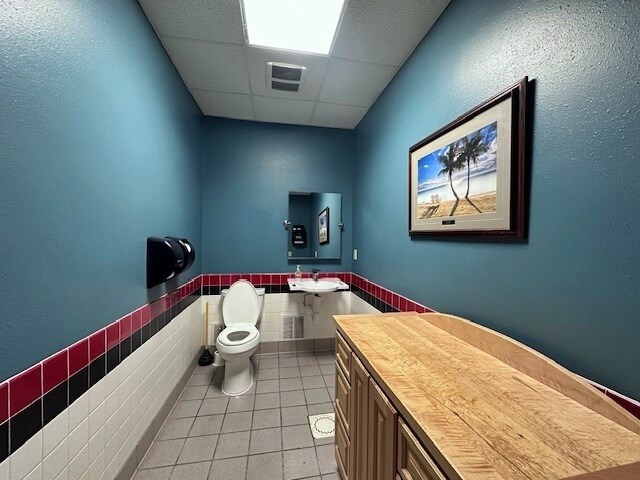 More Photos Of 7 Tiff Ave, Neillsville Office For Sale