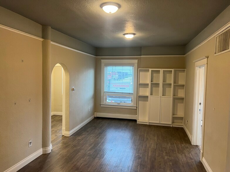 More Photos Of 1487-1491 S Broadway, Denver Storefront Retail Office For Lease