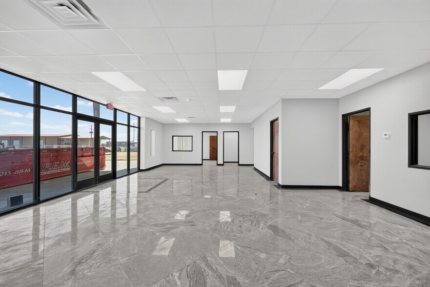 More Photos Of 16697 W Basin St, Odessa Industrial For Lease