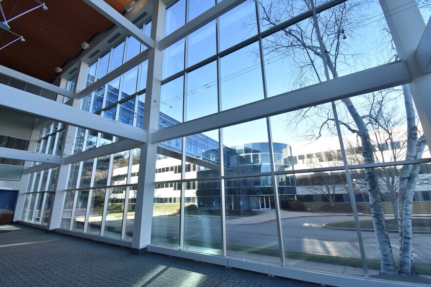 More Photos Of 174 Middlesex Tpke, Bedford Unknown For Lease