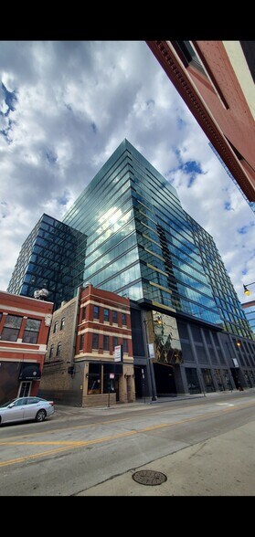 More Photos Of 160 N Halsted St, Chicago Restaurant For Lease