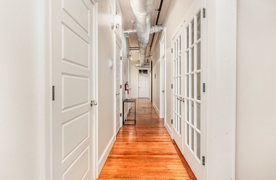 More Photos Of 101 W Main St, Union Dormitory For Sale