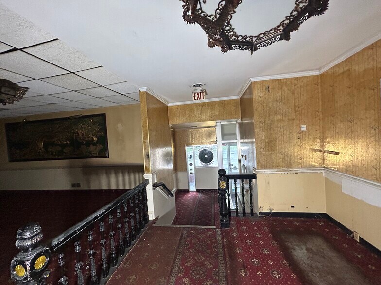 More Photos Of 602 Ridge Rd, Webster Restaurant For Sale