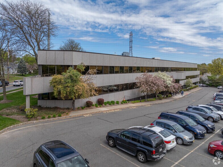 More Photos Of 1135 Broad St, Clifton Medical For Lease