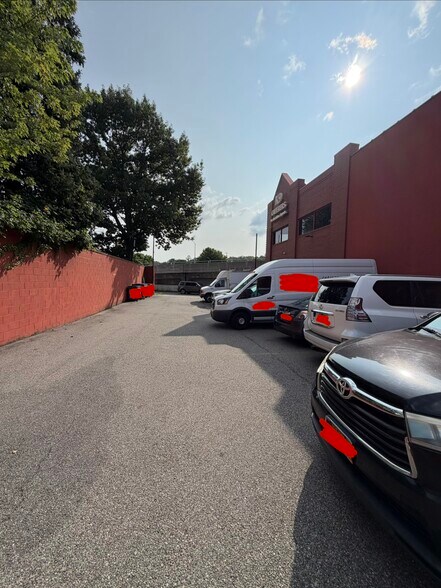 More Photos Of 8843 76th Ave, Glendale Warehouse For Sale