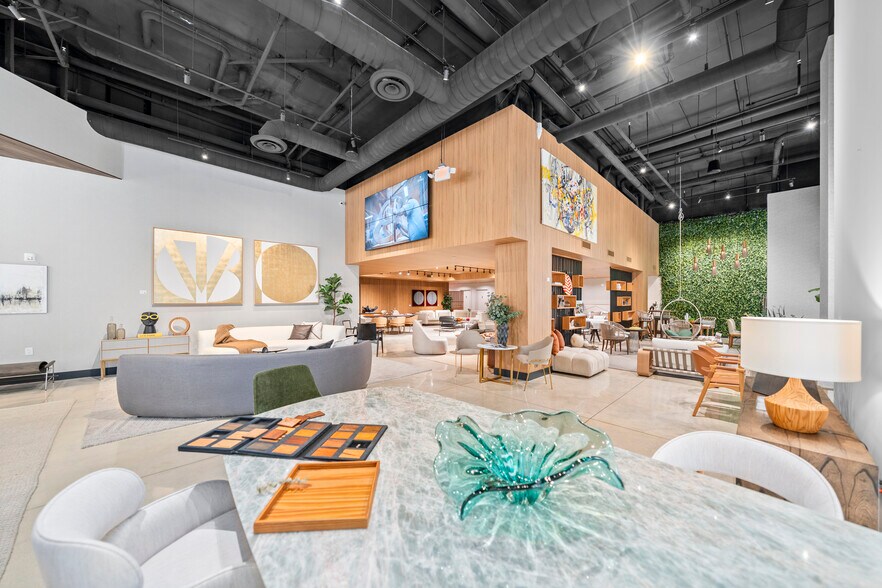 More Photos Of 301 Altara Ave, Coral Gables Apartments For Lease