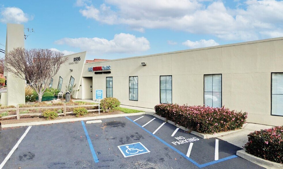 More Photos Of 2895 7th St, Berkeley Medical For Lease