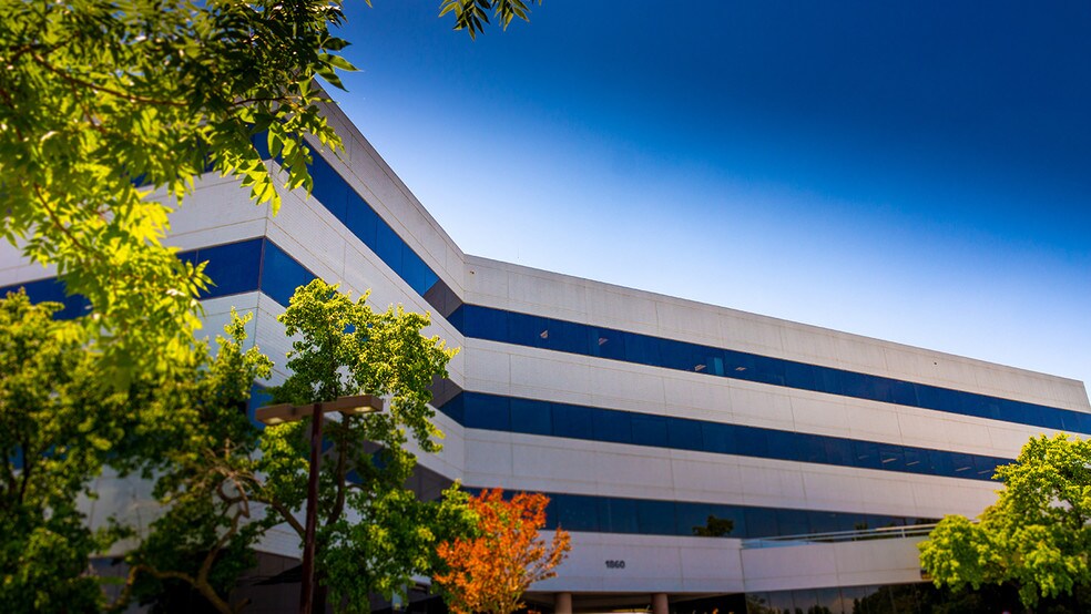 More Photos Of 1860 Howe Ave, Sacramento Office For Lease