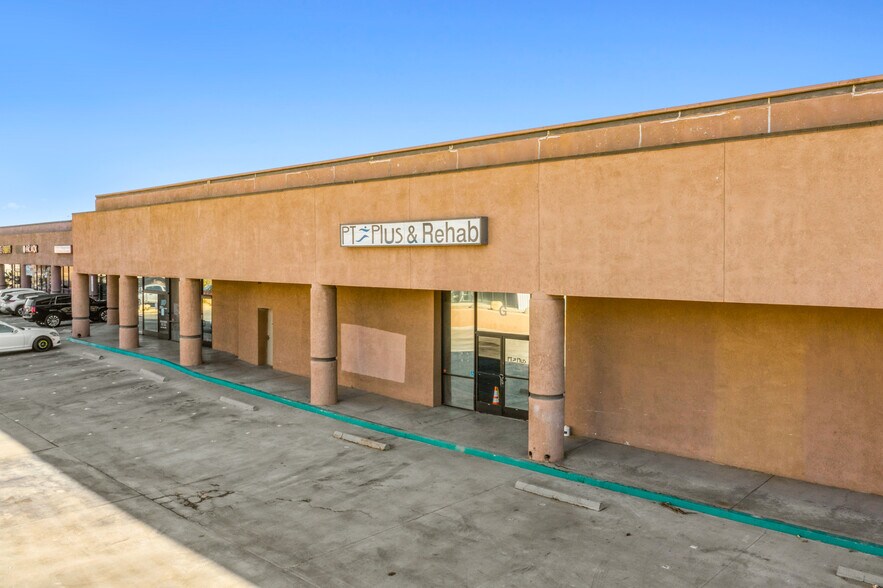 More Photos Of 408-418 W Avenue J, Lancaster General Retail For Lease