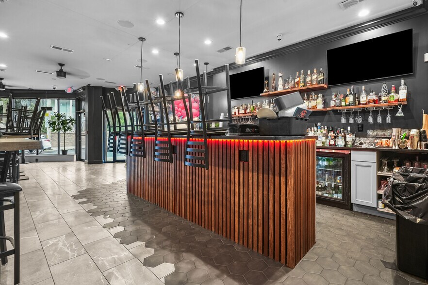 More Photos Of 1294 Chalkstone Ave, Providence Restaurant For Sale