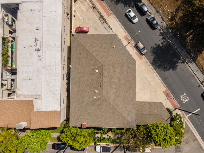 More Photos Of 3346 S Canfield Ave, Los Angeles Apartments For Sale