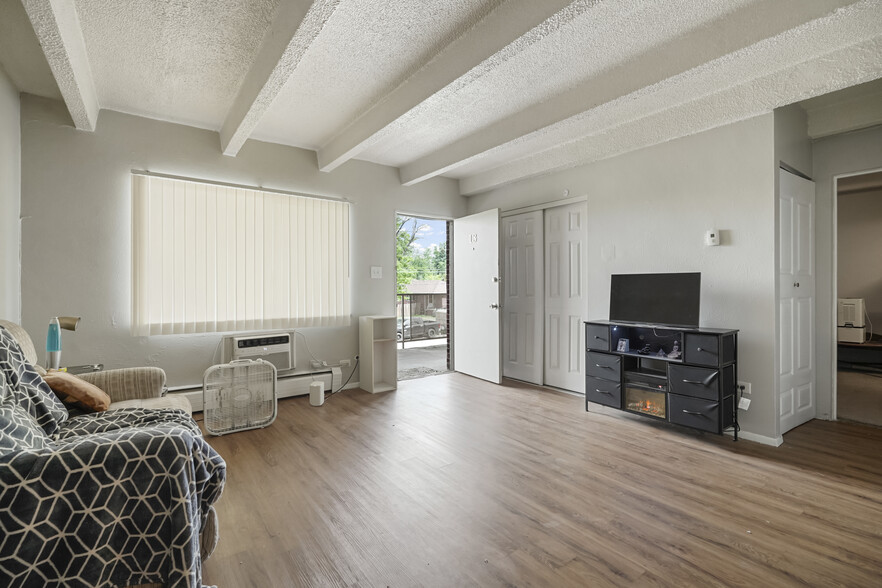 More Photos Of 7300-7310 W 10th Ave, Lakewood Apartments For Sale