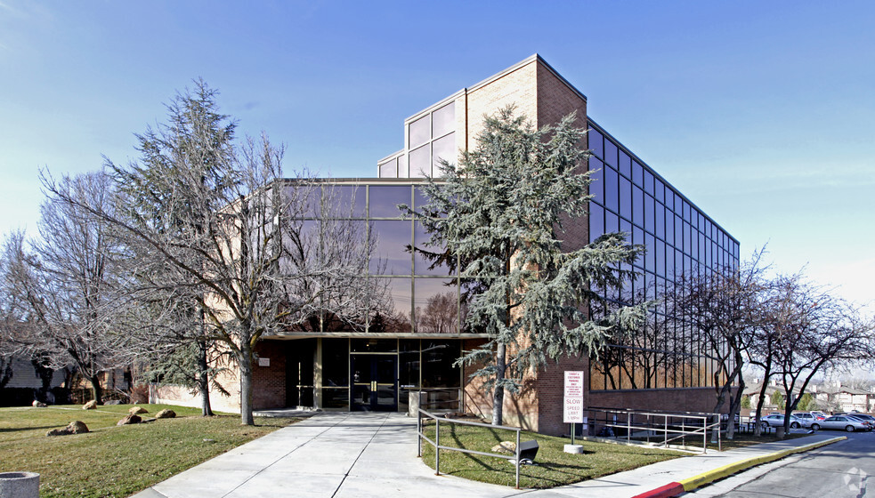 Primary Photo Of 4460 Highland Dr, Salt Lake City Medical For Lease