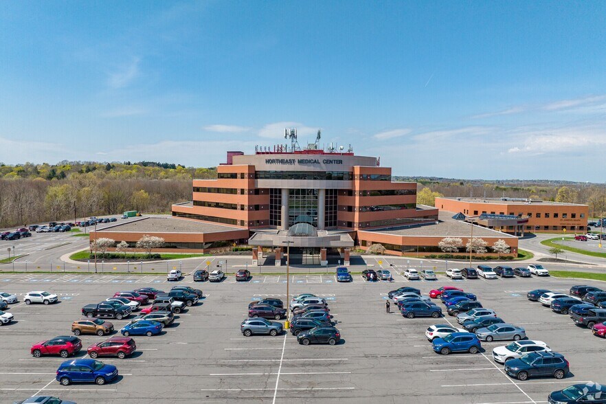 Primary Photo Of 4000-4200 Medical Center Dr, Fayetteville Medical For Lease
