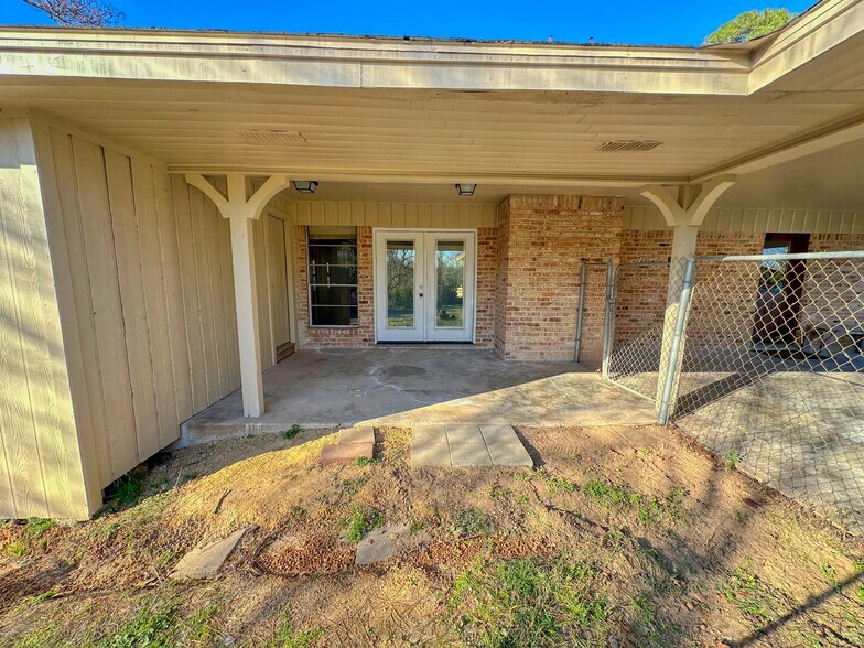 More Photos Of 13767 FM 2432 Rd, Willis Land For Sale