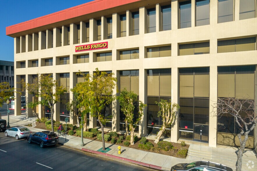More Photos Of 334 W 3rd St, San Bernardino Office For Sale
