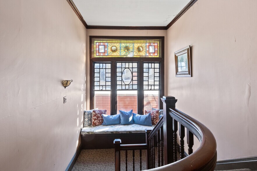 More Photos Of 743 Congress St, Portland Storefront Retail Office For Sale