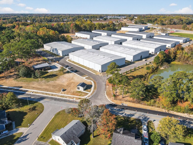 More Photos Of 1001 Bridge St, Fuquay Varina Unknown For Lease