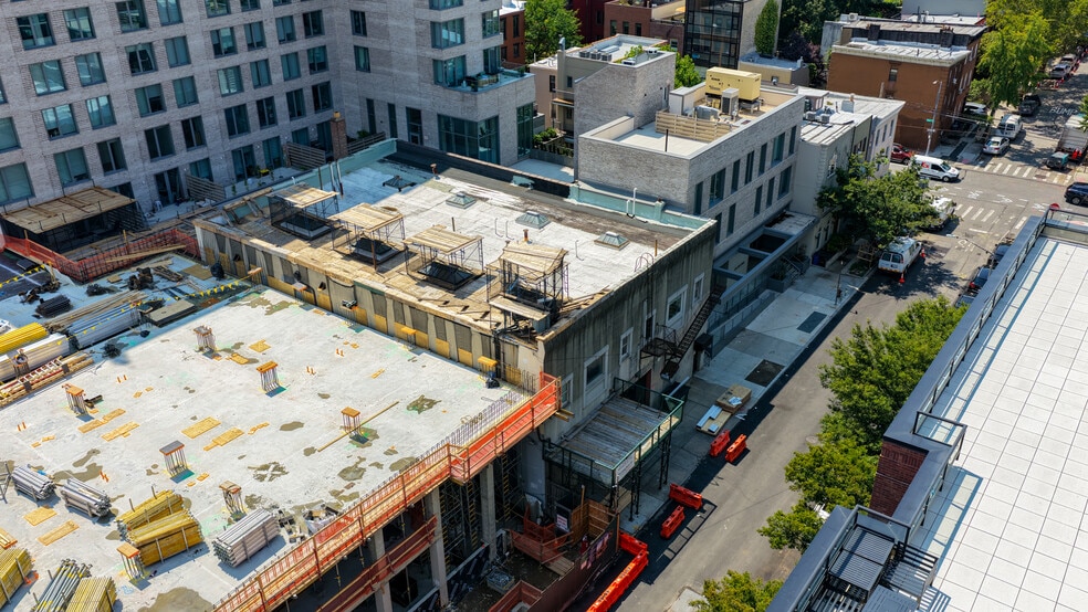 More Photos Of 140 Second St, Brooklyn Warehouse For Sale