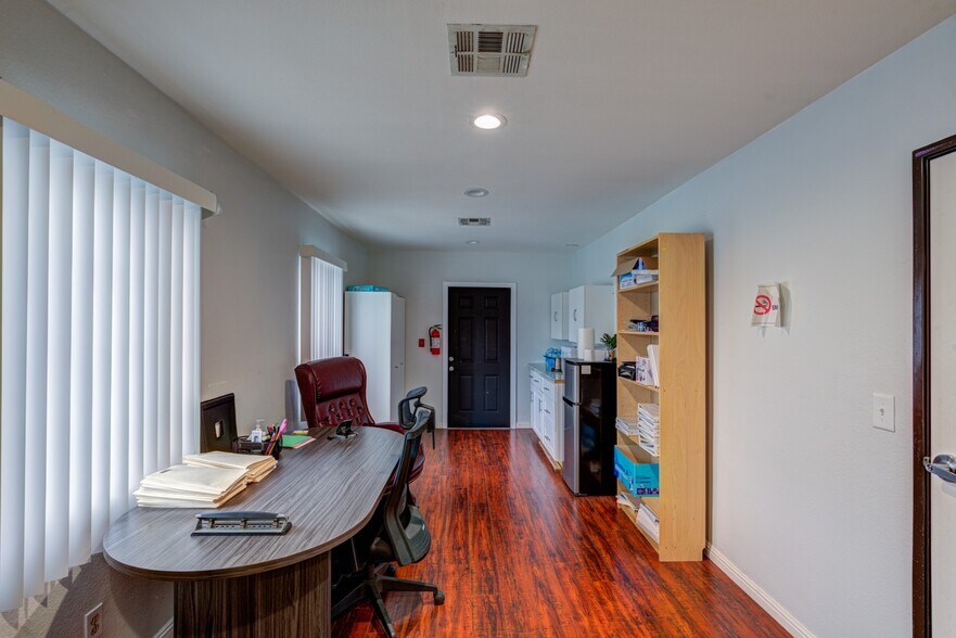 More Photos Of 6470 Foothill Blvd, Tujunga Religious Facility For Sale