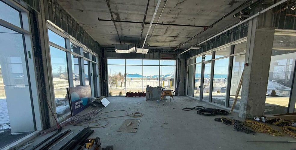 More Photos Of 481 Taunton Rd W, Oshawa Office For Lease