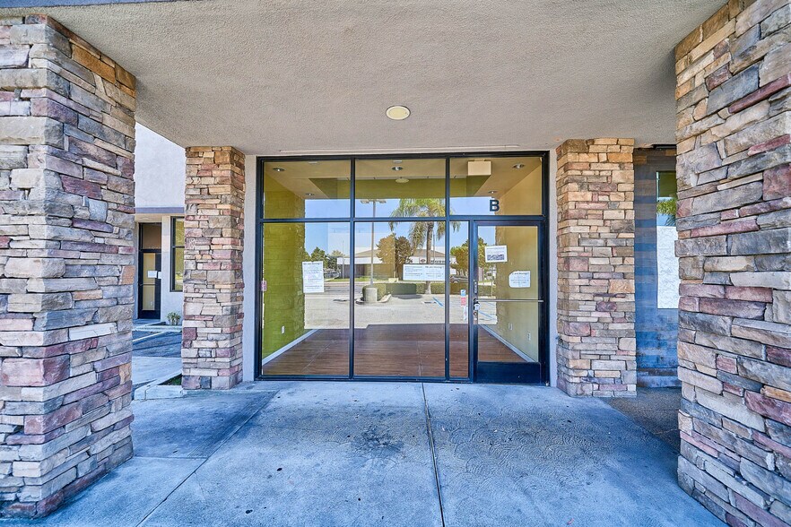 More Photos Of 6242 Beach Blvd, Buena Park Fast Food For Lease